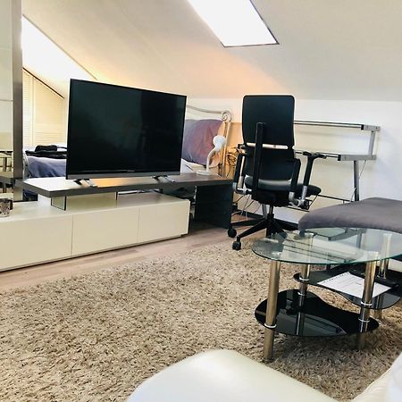 Caleva'S Bnb Pforzheim Extérieur photo